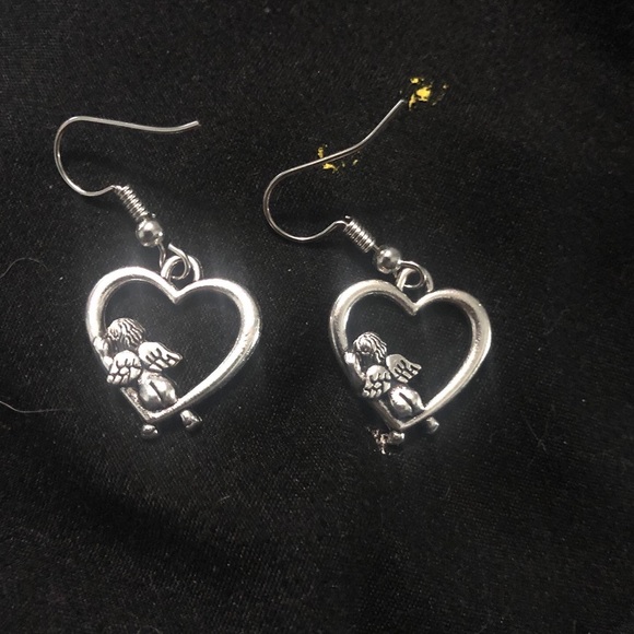 angel heart earrings - Picture 2 of 3